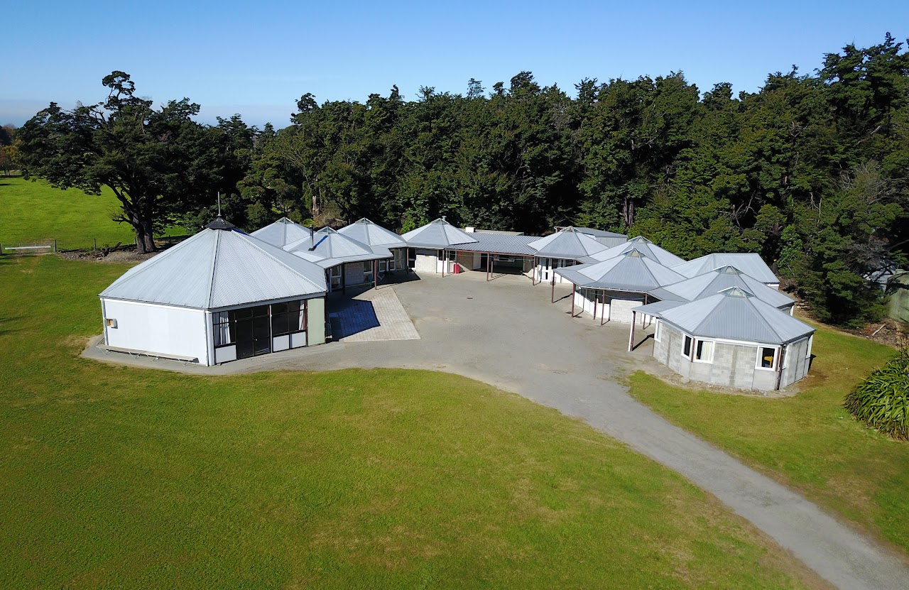 Nurturing Retreats Bellbird